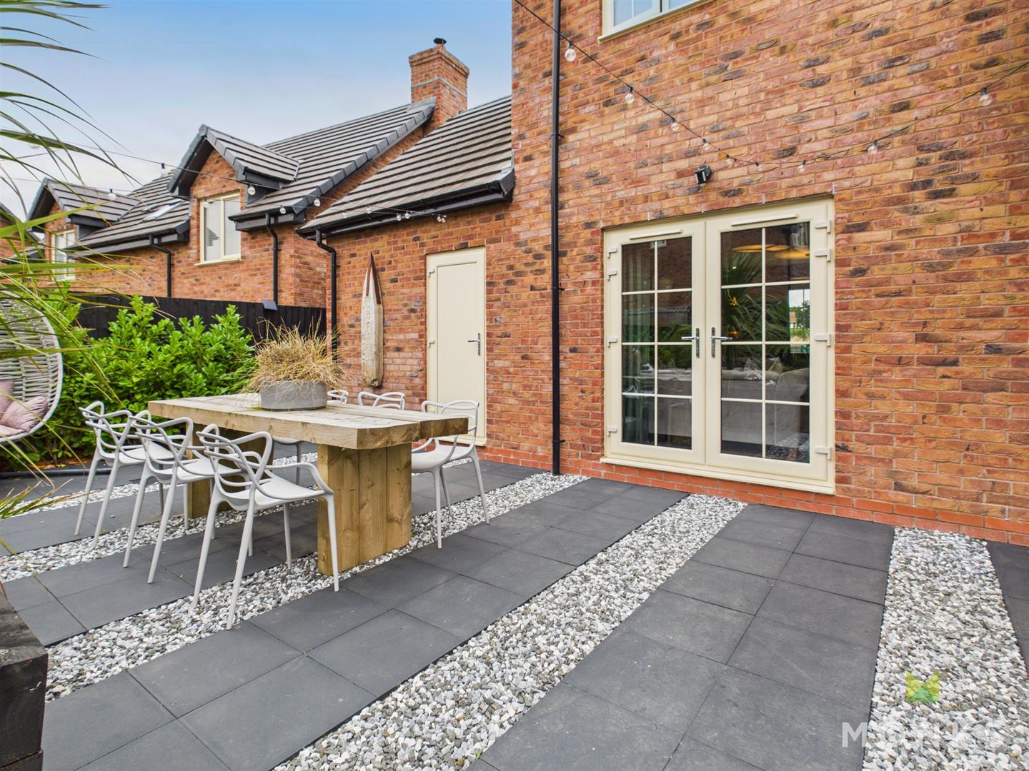 8 Bowyer Grange, Gobowen, SY11 3FQ For Sale 8 Bowyer Grange, Gobowen, SY11 3FQ For Sale